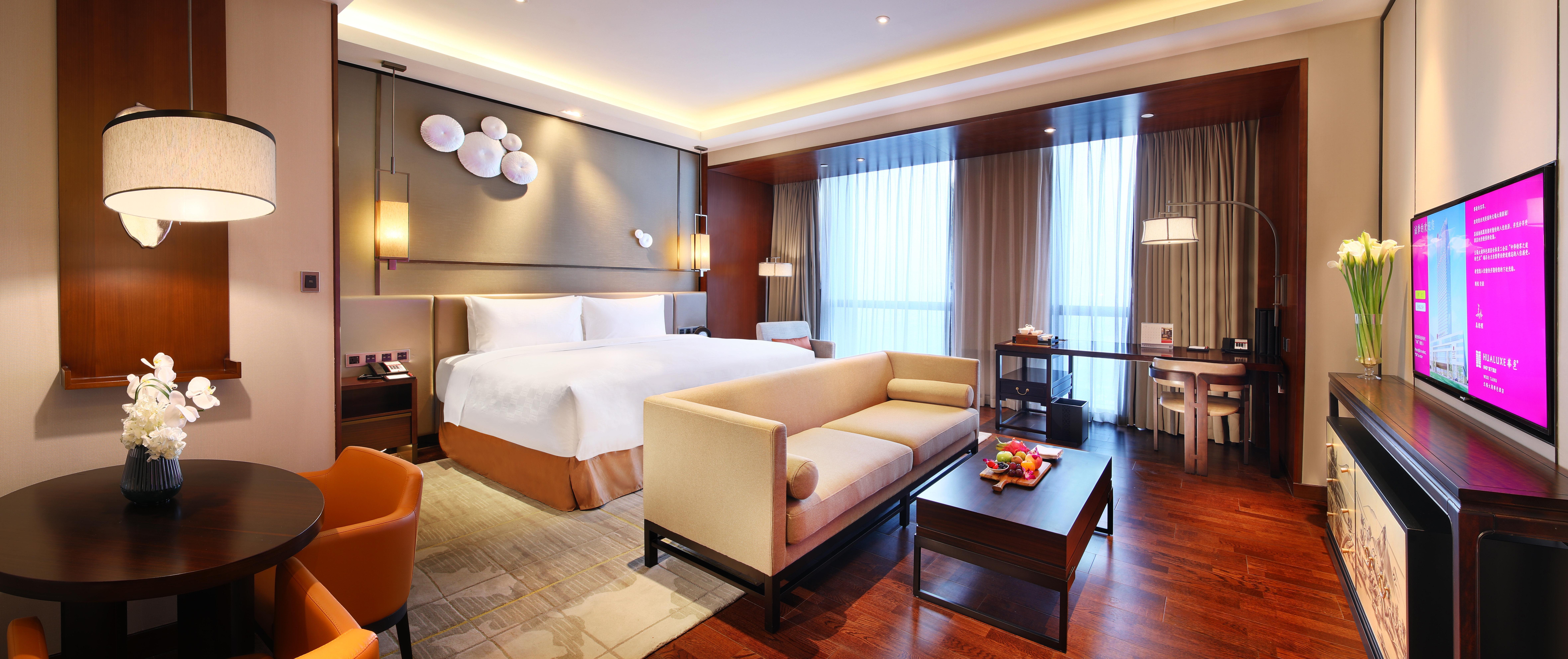 Hualuxe Wuxi Taihu Hotel Exterior foto