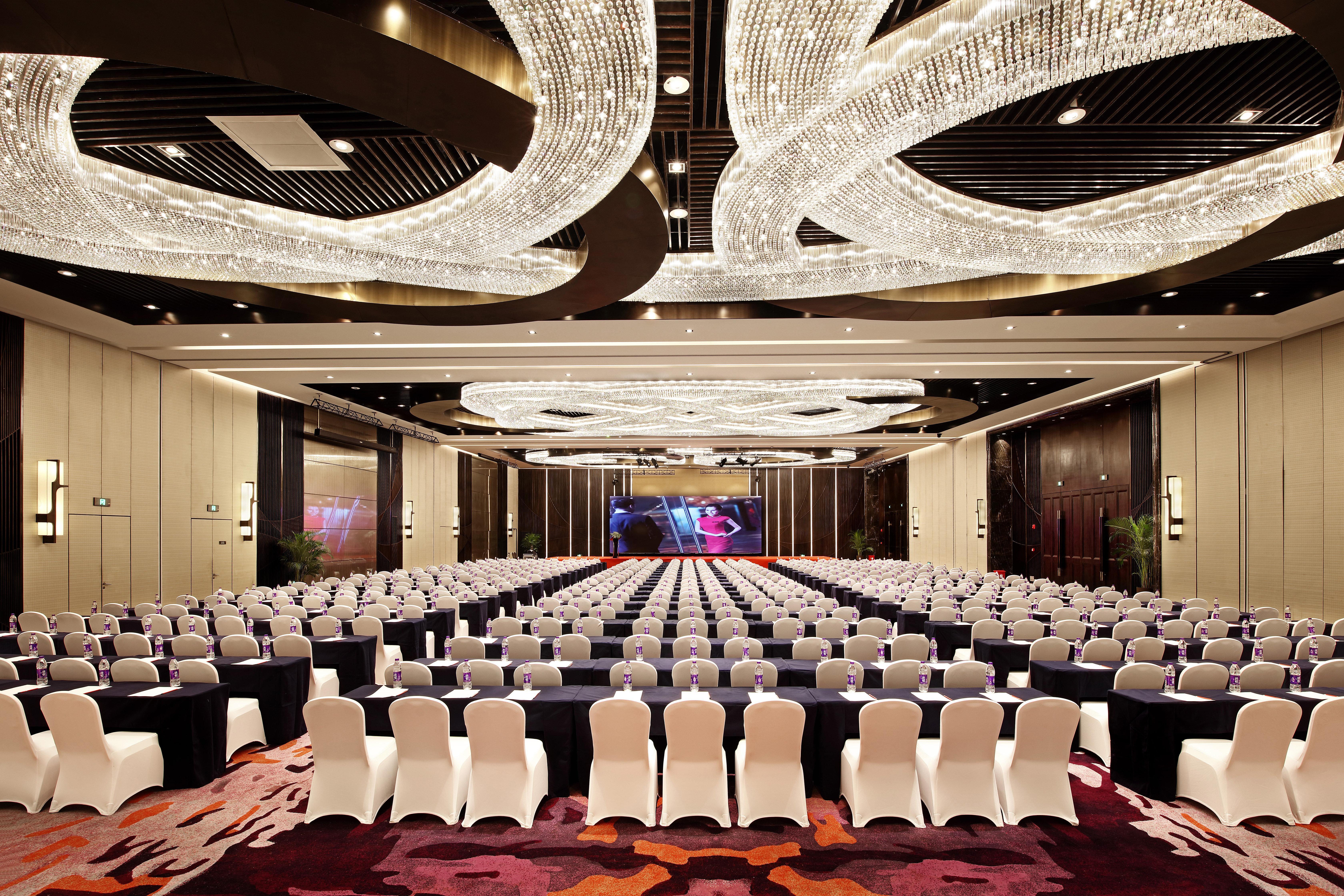Hualuxe Wuxi Taihu Hotel Exterior foto