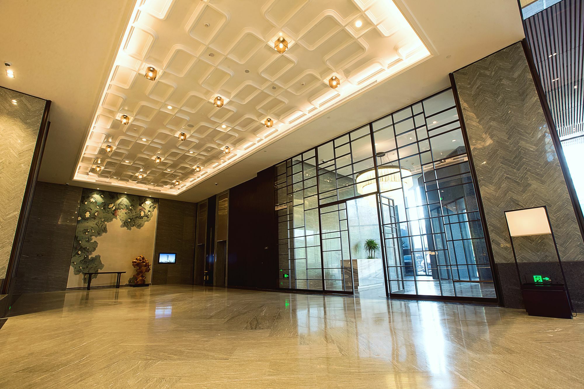 Hualuxe Wuxi Taihu Hotel Exterior foto
